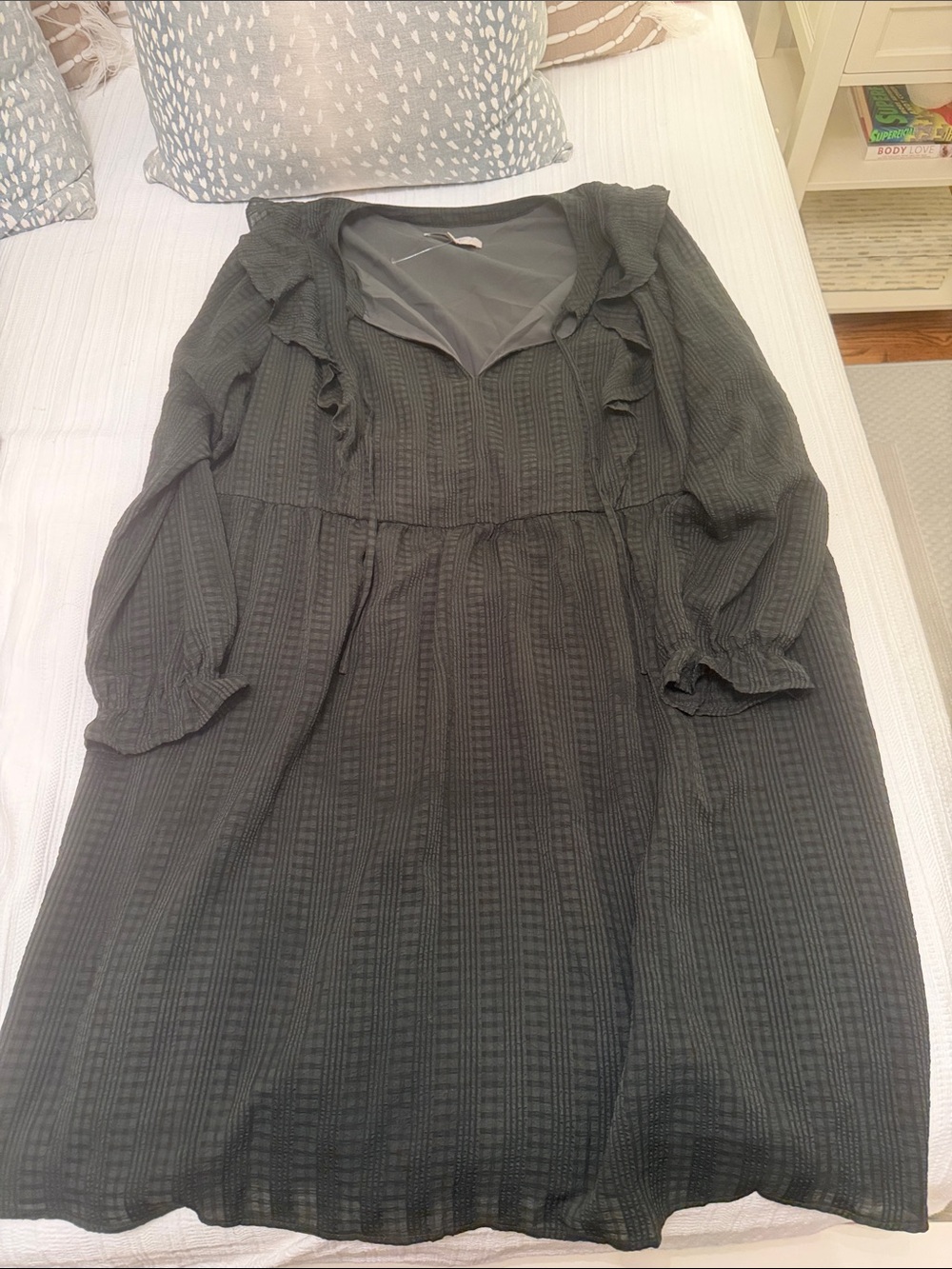 Loft Women’s green Ruffle Dress